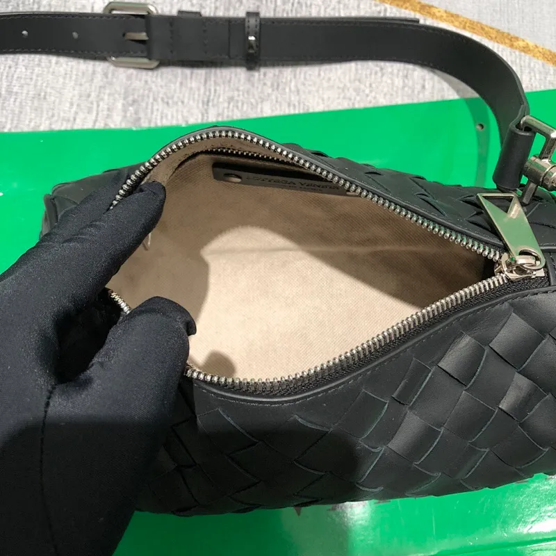 All categories 💚 Top version men’s bags 💚 BV 2024 new BV crossbody bag